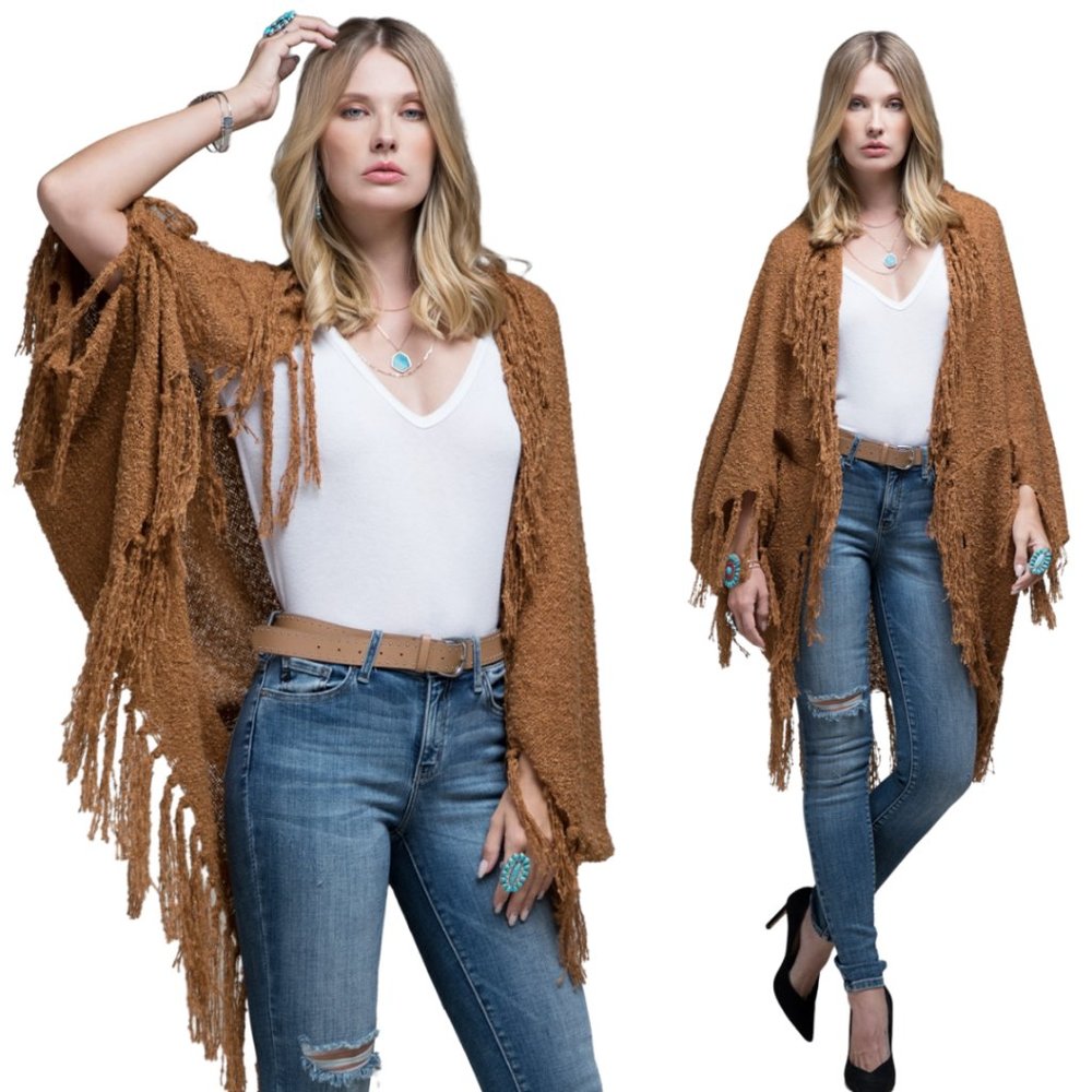 SUNSET TASSEL BOUCLE KIMONO